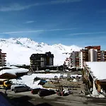 Neves شقة
