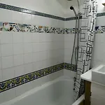 Neves شقة